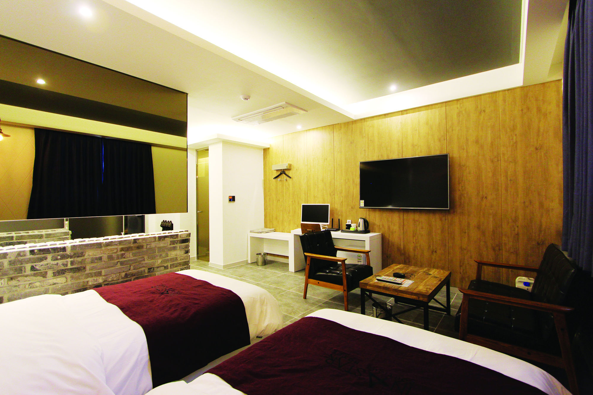 Instar Tourist Hotel Daegu Exterior foto